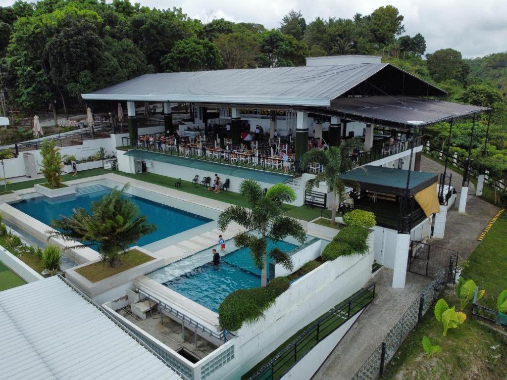 Ultra Winds Mountain Resort (Adults Only) Cagayan de Oro Dış mekan fotoğraf